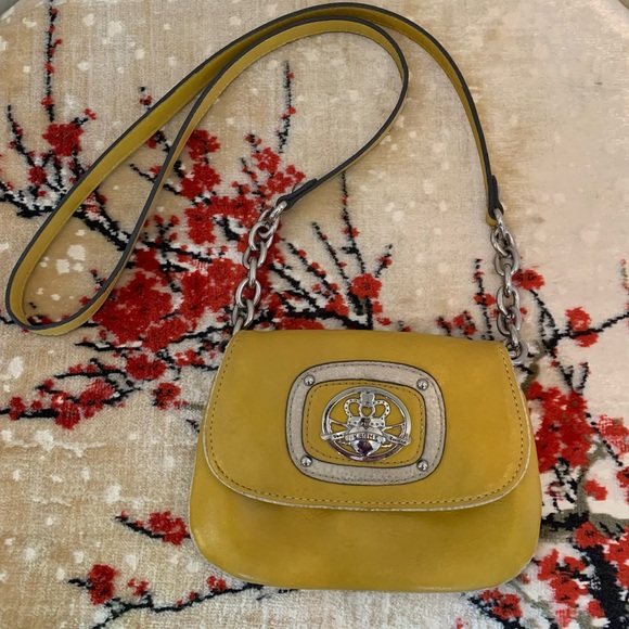 Kathy Van Zeeland Handbags - Kathy Van Zeeland Y2K Yellow Crossbody